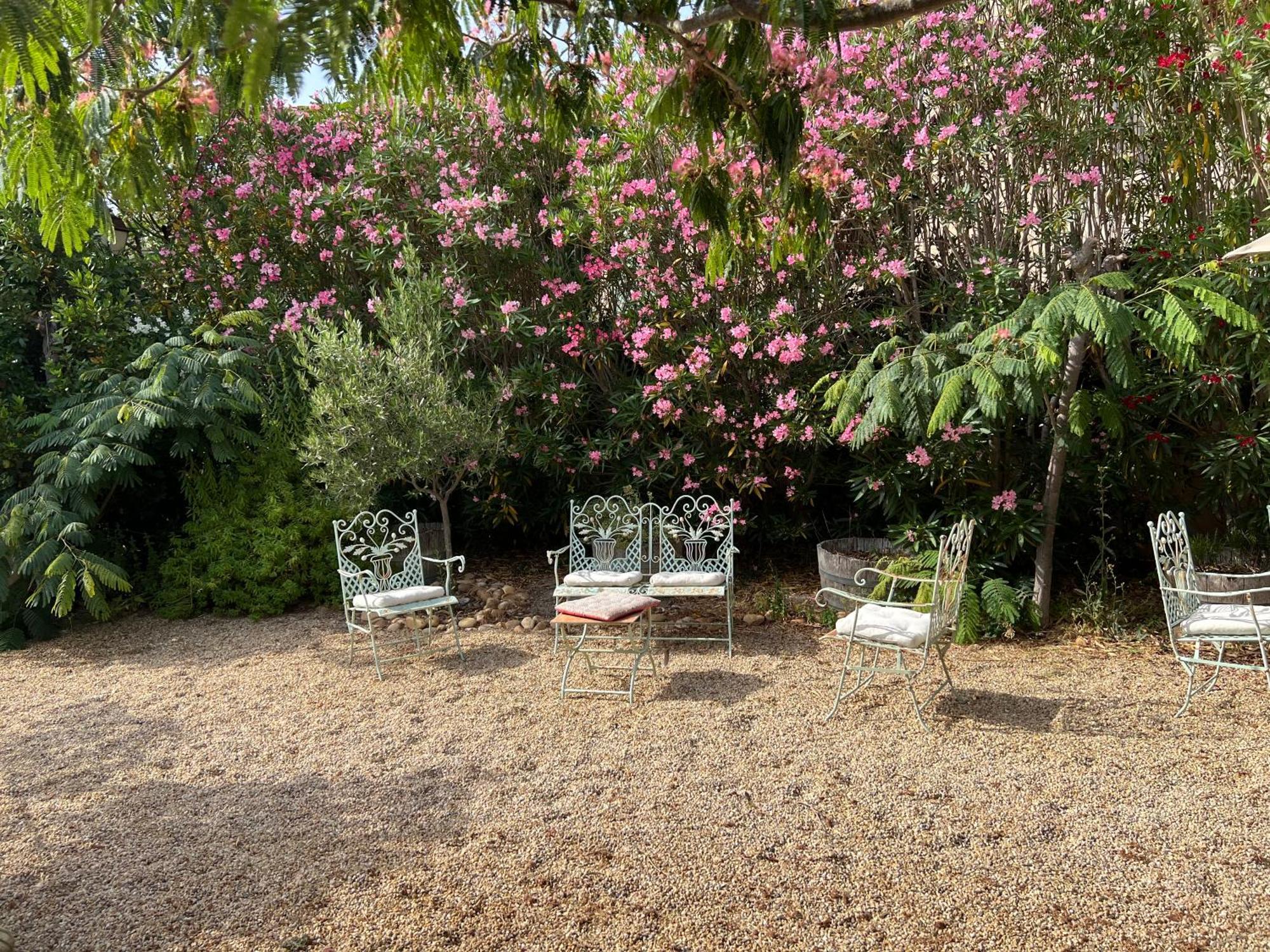 Vinauberge Poilhes Kültér fotó