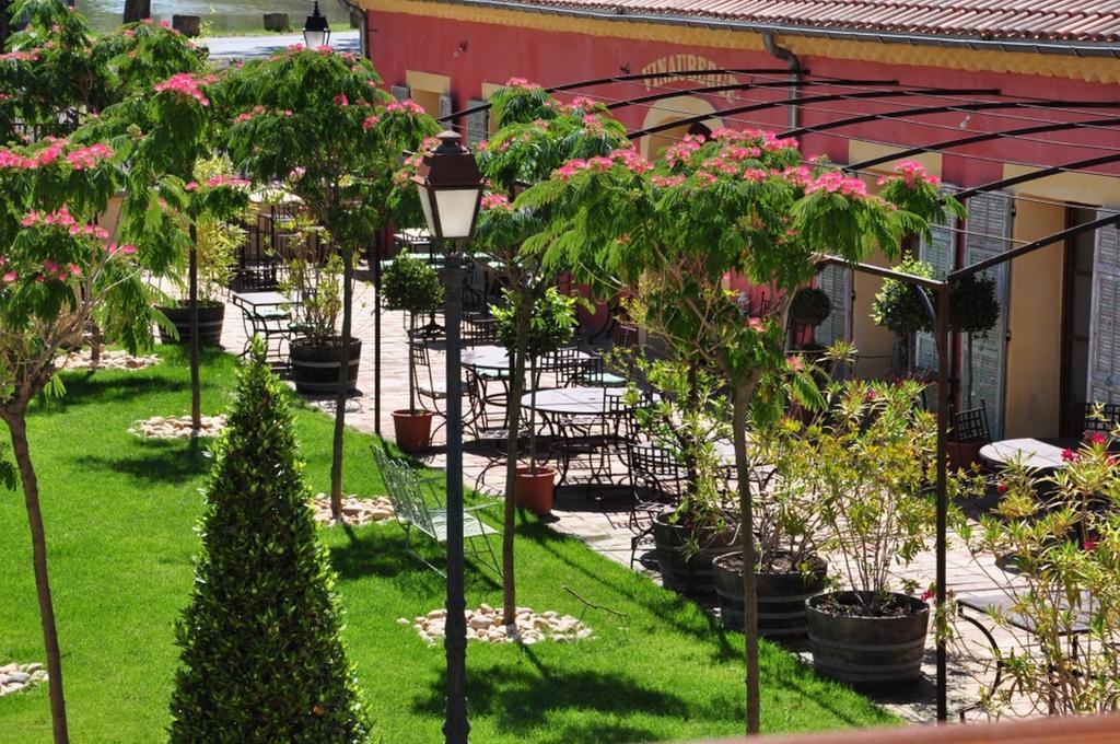 Vinauberge Poilhes Kültér fotó