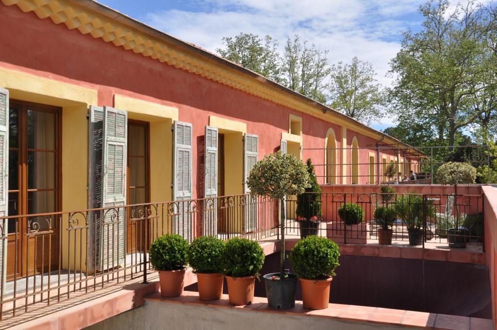 Vinauberge Poilhes Kültér fotó