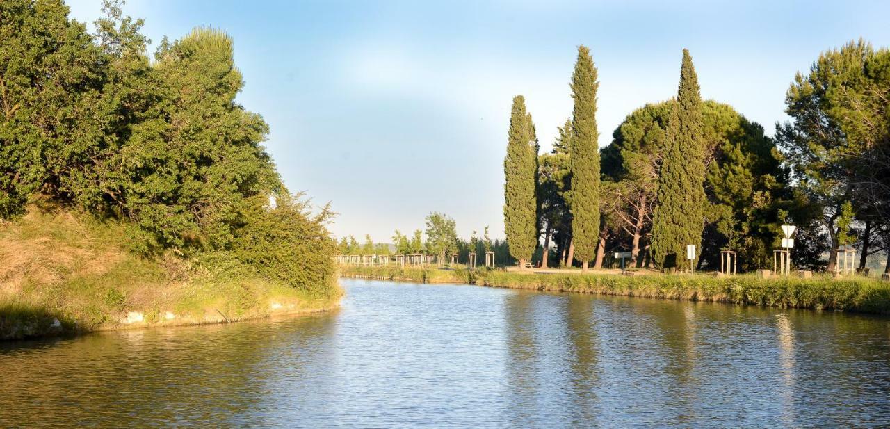 Vinauberge Poilhes Kültér fotó